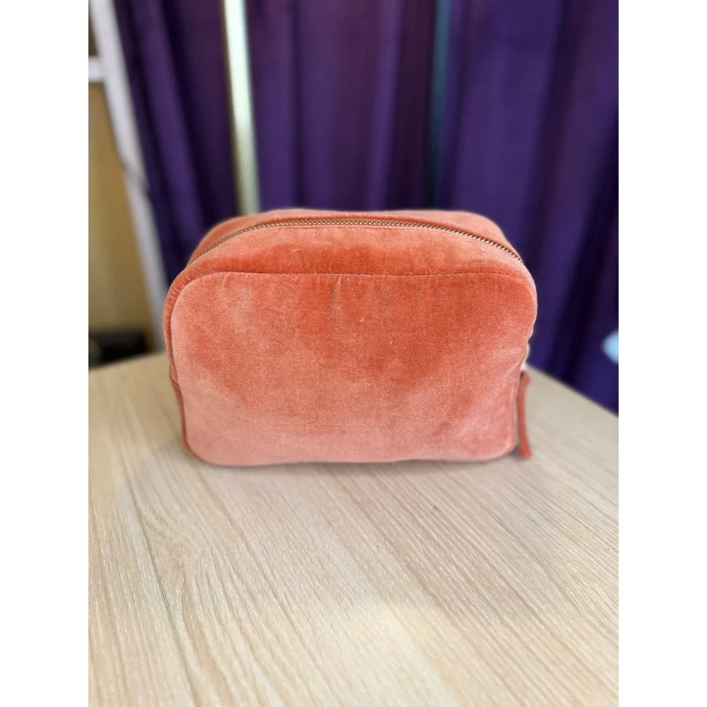 Elizabeth Scarlett Golden Elephant Velvet Everyday Pouch Apricot Orange New